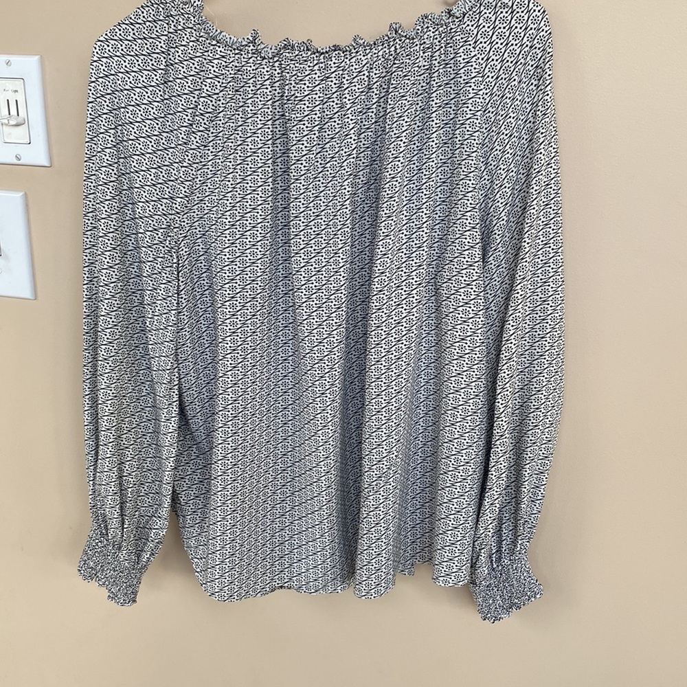 Blouse - Picture 6 of 7